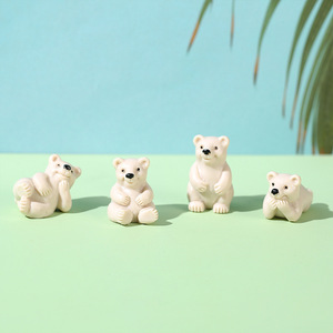 Figurines miniatures d'ours mignons en résine, lot de 4, décoration d'intérieur, ornements artisanaux artistiques, forme animale, plastique et résines - Product Image 1