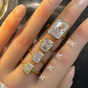 Anillo de Boda Geométrico Chapado en Oro con Engaste de Bisel de 1/2/3 Quilates para Mujer, Lujo Ligero, Moissanita S925, de Capstan Jewelry Factory - Product Image 4