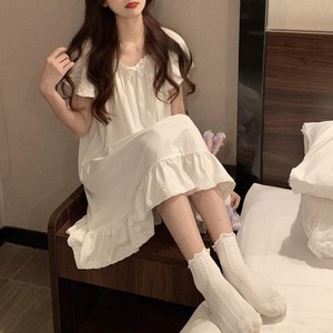 Pyjama princesse style coréen pour femme, chemise de nuit d'été à manches courtes, ample et mignonne, épaules dénudées, en soie de lait, tailles M, L, XL, XXL - Product Image 1