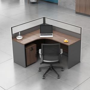 Poste de travail <span class=keywords><strong>d</strong></span>'angle en L pour bureau individuel, cloison <span class=keywords><strong>d</strong></span>'angle en panneau de classe E0, armoire mobile pour postes de travail isolés en back-office - Product Image 1