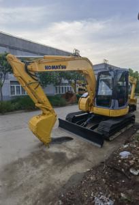 Komatsu PC78US คอมโพเนนต์มอเตอร์เครื่องยนต์มือสอง - Product Image 6