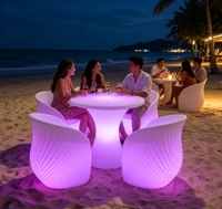 Ensemble de table et de chaises en plastique lumineux LED, meubles imperméables et lumineux pour la plage, le bar, les événements nocturnes - Rechargeable, changeant de couleur