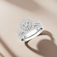 Tendance 2026 : Ensemble de bagues et alliances assorties en or avec zircon pour couples, hommes et femmes