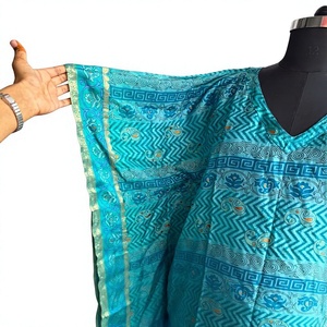 Vestido Kaftan con Estampado Étnico Turquesa |   Túnica Maxi Holgada con Cuello en V Estilo Bohemio |   Ropa de Playa de Inspiración India - Product Image 1