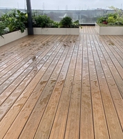 Revêtement de terrasse extérieur en WPC de luxe, co-extrusion, antidérapant, imperméable, écologique, résistant aux fissures, anti-UV, adapté aux pieds nus
