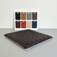 Matériaux en rouleau de cuir synthétique PU Litchi pour housses de siège de voiture et tapis de voiture, avec conception brodée sur tissu en cuir PVC à épaisseur personnalisable