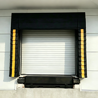 Boudin de protection industriel fixe en mousse pour quai de chargement d'entrepôt, protection contre les intempéries et contrôle climatique pour entrée de camion