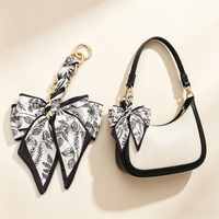 Porte-clés de créateur style animation 3D, petit animal, petit pendentif, porte-clés de sac et de voiture, bijou pendentif en PVC, breloque de sac à main, vente en gros