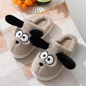Chaussons d'intérieur chauds unisexes pour enfants, motif dessin animé mignon, doux, antidérapants, en fourrure pelucheuse, petits chaussons de chambre - Vente chaude - Product Image 3