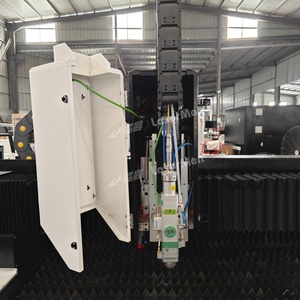 LM-1325CF 3mm métal et non métallique CNC 1325 Machine de découpe laser à fibre Co2 Laser à fibre 500W 750W 1000W coupeur laser mixte - Product Image 3