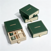 Boîte cadeau de luxe rigide personnalisée avec logo, feuille d'or verte et insert en velours pour service à thé, bol à matcha, cadeau en céramique, vente en gros
