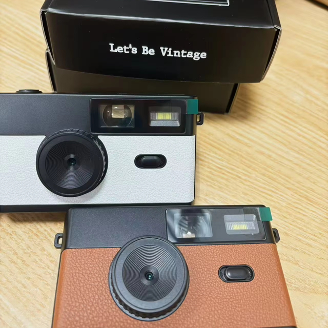 2026 New Design Retro Screen-Free Compact Digital Camera HD Mini Vintage Camera