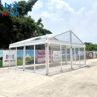 Tente de réception 6x6m transparente, imperméable, résistante aux UV et ignifuge avec structure en alliage d'aluminium pour événements extérieurs et mariages