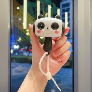 Panda Silikon Quietschhammer Schlüsselanhänger mit <span class=keywords><strong>Bibi</strong></span>-Geräusch Mini-Hammer-Anhänger Panda-Serie Fidget-Spielzeug Großhandel - Product Image 4