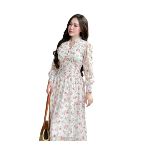 Robe longue à imprimé floral féminin, col montant à volants, taille froncée, coupe trapèze, du Vietnam - Product Image 1