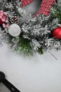 Guirnalda de Decoración Navideña de Alta Calidad, Coronas Verdes Artificiales de 30 Pulgadas, Corona Navideña Ecológica - Product Image 5