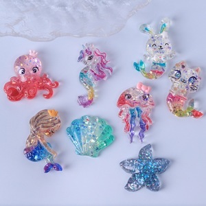 Nouveaux charms transparents en acrylique à paillettes, en forme de coquillage et d'étoile de mer, style sirène, pour DIY <span class=keywords><strong>Havaianas</strong></span>, avec possibilité d'ajouter des crochets - Product Image 2