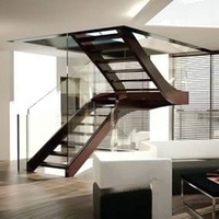En bois balustres d'escalier avec escalier intérieur en bois d'usine de la chine