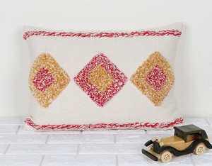 Funda de Cojín Moderna Bordada a Mano con Flecos en Color Marfil y Amarillo, 100% Algodón, Decoración Suave para el Hogar, Precio al por Mayor - Product Image 1