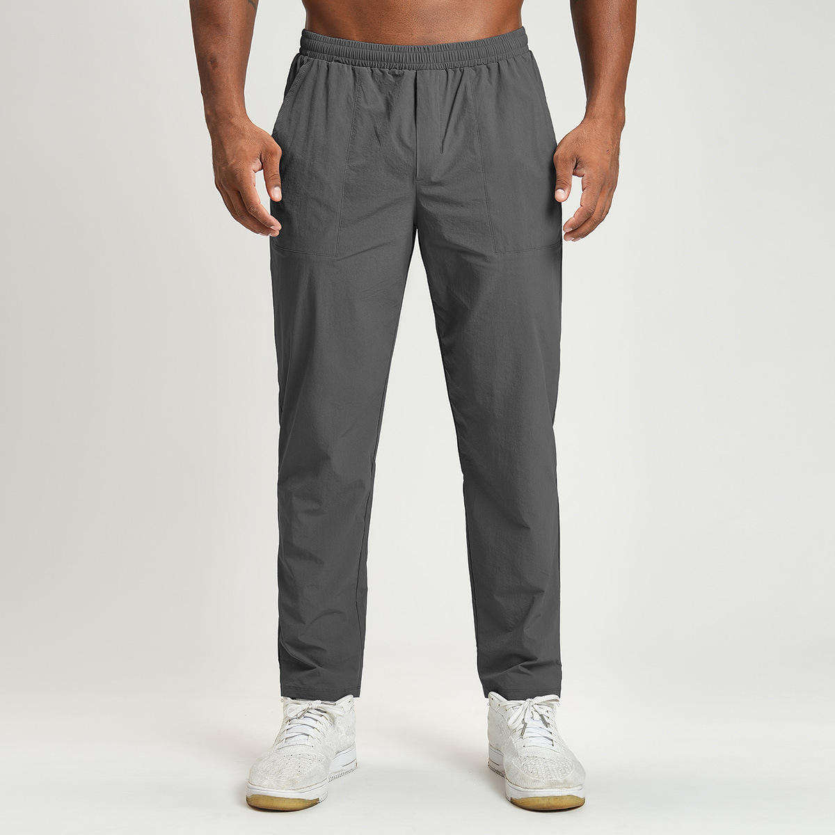 สีเทาเข้ม