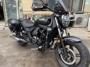 Haojue TR300 Touring Edition - <span class=keywords><strong>Moto</strong></span> Cruiser Vintage 300cc 4 Tempi Bicilindrica con ABS a Doppio Canale + Borse <span class=keywords><strong>Laterali</strong></span> - Product Image 5