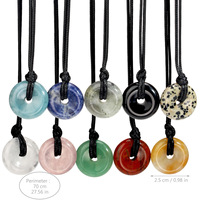 Collier Pendentif Donut en Cristal Chakra avec Pierre Pi, Cordon en Cuir Noir Réglable, Collier Porte-Bonheur et Vœux en Pierre Précieuse, Cadeaux