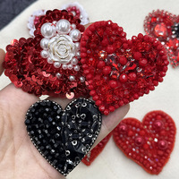 Romantique en forme de coeur rouge 3D perle paillettes perle strass tissu autocollants pour mode vêtements chaussures chapeaux accessoires