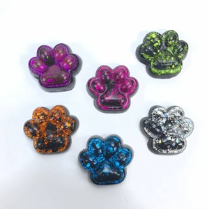 Nouveau Jouet Squishy Patte de Chat Scintillante en TPR pour Vente en Gros Shopify, Jouet Sensoriel Personnalisé Princesse à Presser pour Fille, Cadeau d'Anniversaire - Product Image 3