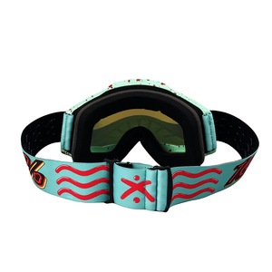 <span class=keywords><strong>Lunettes</strong></span> de <span class=keywords><strong>moto</strong></span> en gros, <span class=keywords><strong>lunettes</strong></span> de motocross, <span class=keywords><strong>lunettes</strong></span> de cyclisme et de ski, monture PC coupe-vent, verres photochromiques UV400, légères, demi-masque - Product Image 6