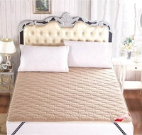 Machine à matelasser informatisée multi-aiguilles pour matelas à points de chaînette