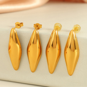 Elegant Geometric Jewelry <b>Set</b> Women's Zinc Alloy Earrings <b>Necklace</b> Party Fashion <b>Silver</b> Gold Color Clavicle Chain - Product Image 2