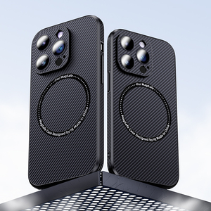 Custodia per telefono cellulare di ricarica Wireless in fibra di carbonio di lusso per <span class=keywords><strong>iPhone</strong></span> 15 14 13 12 <span class=keywords><strong>11</strong></span> Pro Max Cover protettiva per obiettivo della fotocamera - Product Image 5
