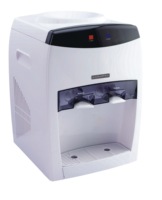 Distributeur d'eau électronique de refroidissement chaud et froid de type comptoir YL-LW-0.7-15TA Mini refroidisseur d'eau semi-conducteur
