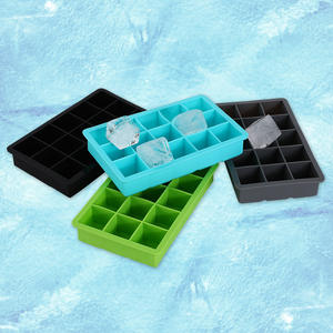 Práctica Bandeja de Hielo de Silicona con Múltiples Opciones de Color, Bandeja de Hielo Cuadrada de 15 Cubos para Preparar Bebidas Heladas - Product Image 3