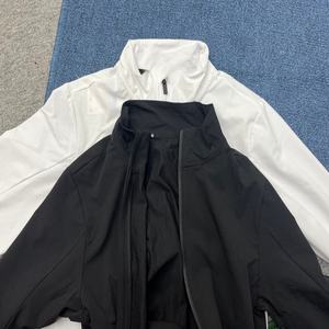 <span class=keywords><strong>Felpa</strong></span> di Alta Qualità, Sottile, Casual, Adatta per Escursionismo e <span class=keywords><strong>Trekking</strong></span>, Traspirante, Vestibilità Comoda, Giacca Semplice e Versatile - Product Image 4