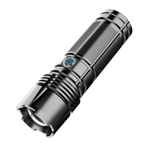 Linterna de Alta Potencia 19Baba de Aleación de Aluminio, Alcance de 100-200m, Recargable, con Zoom, para Uso en Exteriores y en el Hogar - Product Image 1