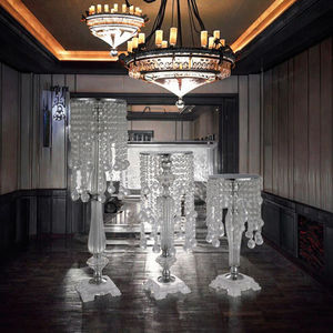 Bougie parfumée élégante en acrylique doré de luxe européen, faite à la main, porte-bougie haut, centre de table de mariage, décoration de la maison - Product Image 2