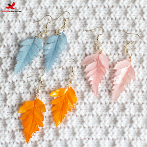 Pendientes de Moda Personalizados al por Mayor, Pendientes de Resina con Flores Naturales Secas Pequeñas, Flores Reales GZ RTS, Pedido Mixto al por Mayor - Product Image 1