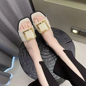 Sandalias Planas de Verano Estilo Coreano para Mujer, Nuevas, a la Moda, con Punta Abierta, Plataforma, Personalizadas, Acolchadas, Antideslizantes, de PVC, para Exteriores, para Estudiantes - Product Image 4