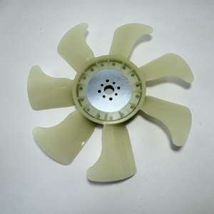 Pale de ventilateur pour moteur diesel de marque 305.5, 8 trous, 7 pales, avec garantie de 3 mois - Product Image 1