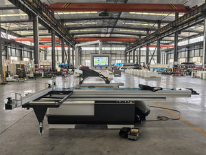 Горизонтальная форматно-раскроечная пила с ЧПУ и автоматическим направляющим столом - Product Image 2