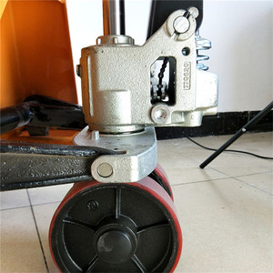 Transpaleta Hidráulica JICHUAN, Capacidad de 1-10T, Personalizable OEM, Garantía de 2 Años, Origen Jiangsu - Product Image 5