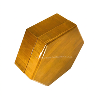 Luxe Eid Mubarak cadeaudoos, hoogwaardige houten verpakking, hexagonale vorm voor gedroogd fruit en snoep, OEM aangepaste logo.
