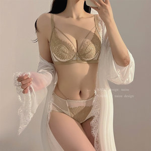 Lencería al <span class=keywords><strong>por</strong></span> mayor: Conjunto de lencería de encaje fino con fruncido para mujer, sin aros, sujetador de tres puntos, ideal para verano. - Product Image 3