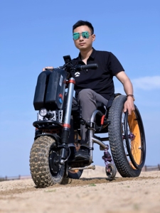 Handbike Q3 de haute qualité pour <span class=keywords><strong>fauteuil</strong></span> <span class=keywords><strong>roulant</strong></span>, <span class=keywords><strong>avec</strong></span> assistance électrique et moteur brushless 1000W, pour la rééducation thérapeutique - Product Image 3