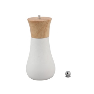Madera de Acacia fuerte y sostenible, estos molinos de especias son un juego de molinillo de sal y pimienta de madera extra duradero - Product Image 3