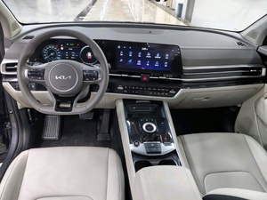 Auto Usado Kia Sportage 2025 1.5T Gasolina SUV 9000km Pintura Original Volante a la Izquierda Precio de Mayoreo Listo para Enviar - Product Image 4