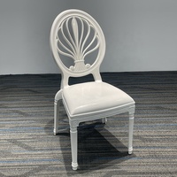 Chaises d'événement modernes et populaires pour mariages, empilables, en plastique, pour banquets, extérieur, blanches, dossier Phénix
