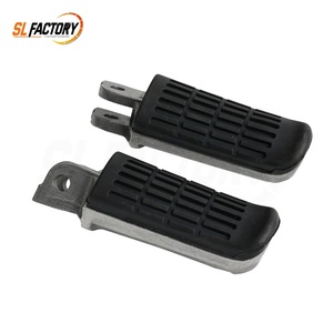 Reposapiés Delantero de Aluminio Resistente para Motocicleta, Pedales para Conductor, Compatible con <span class=keywords><strong>HONDA</strong></span> CB400 CB600 98-06 CB900 CB919F 02-07 CB1000 94-95 - Product Image 1