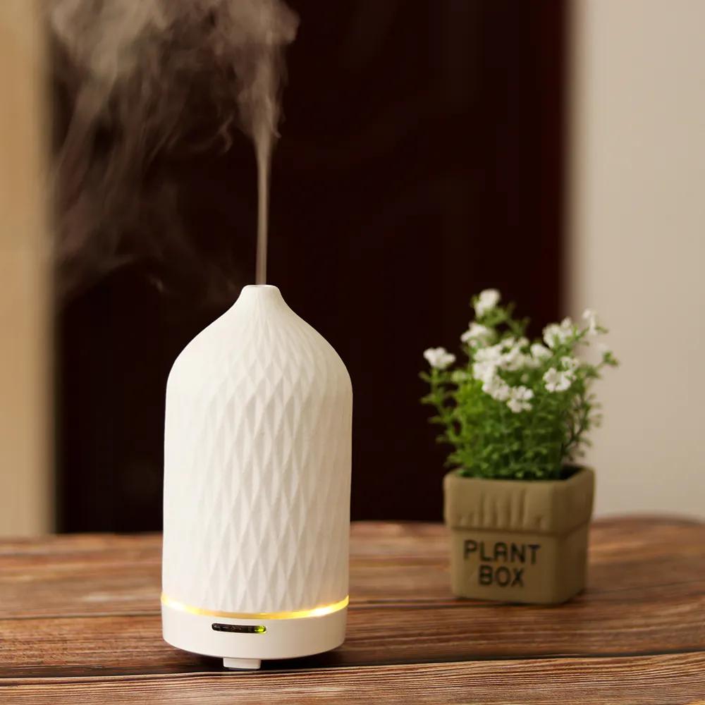 Home Hotel Fragrance Mist Humidifier Porcelain Essential Oil Diffuser Electric Air Purifier